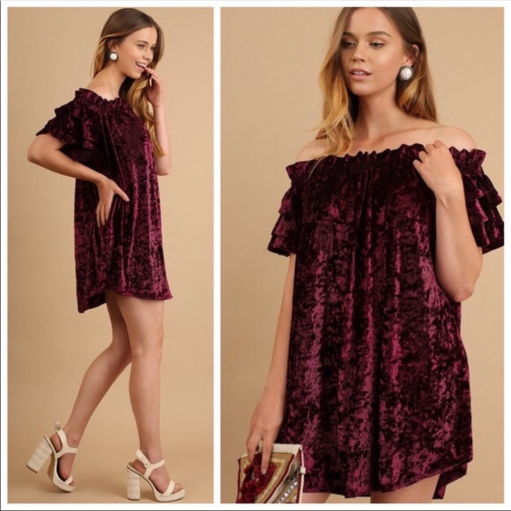NEW!  OFF THE SHOULDER VELVET DRESS IN A LARGE